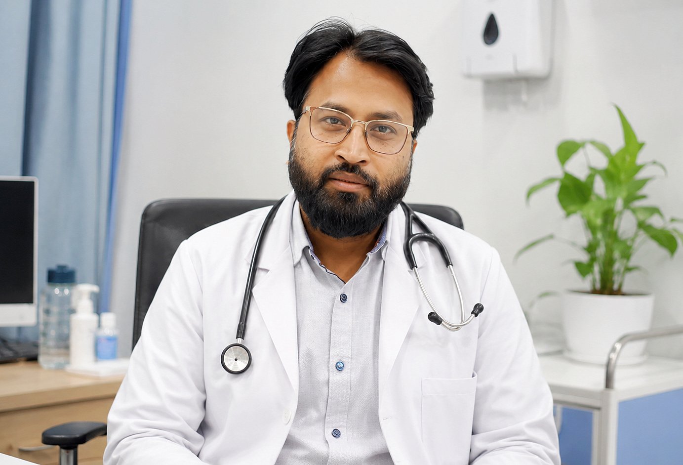 Dr. Vivek Kumar
